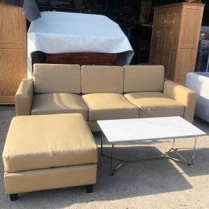 Bộ Sofa Da Màu Kem 2m3 Kèm Bàn Cũ