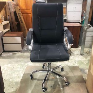 Ghế Giám Đốc Bọc Da Chân Xoay Mới 99%