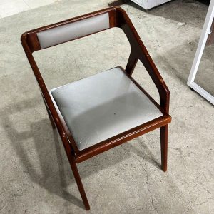 Ghế Hiroshi Cũ Bằng Gỗ Nệm Da