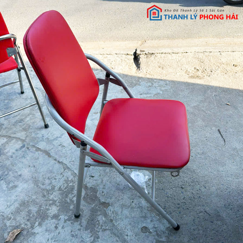 ghe-xep-lung-cao-nem-do-cu-2 Ghế Xếp Lưng Cao Nệm Đỏ Cũ