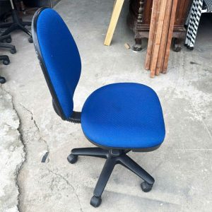 Ghế Xoay Văn Phòng Nệm Nỉ Xanh Cũ