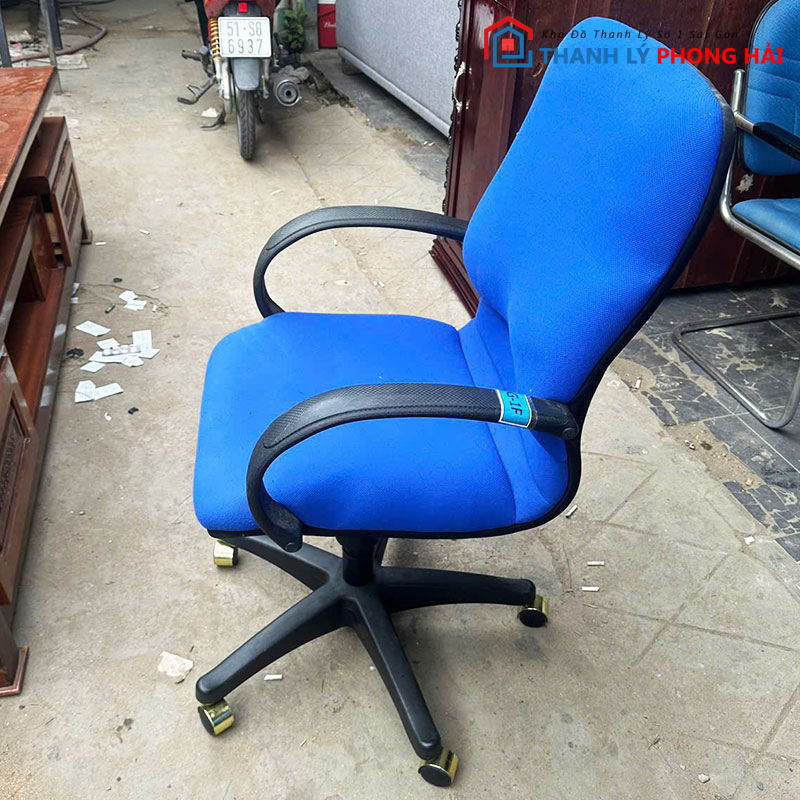 ghe-xoay-van-phong-nem-ni-xanh-em-cu-3 Ghế Xoay Văn Phòng Nệm Nỉ Xanh Êm Cũ