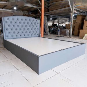 Giường Bọc Da Đính Nút Sang Trọng Mới 99% (Nhiều Màu)