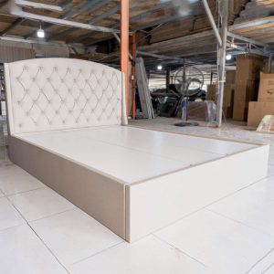 Giường Bọc Da Đính Nút Sang Trọng Mới 99% (Nhiều Màu)