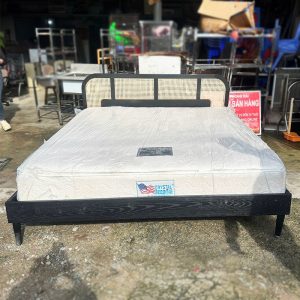 Giường Cũ 1m8 Kèm Nệm Dày 25cm