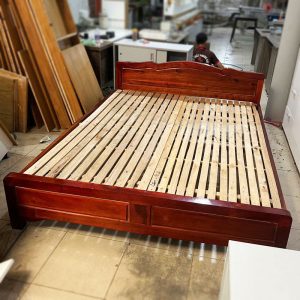 Giường Gỗ 1m6 Màu Nâu Đỏ Cũ