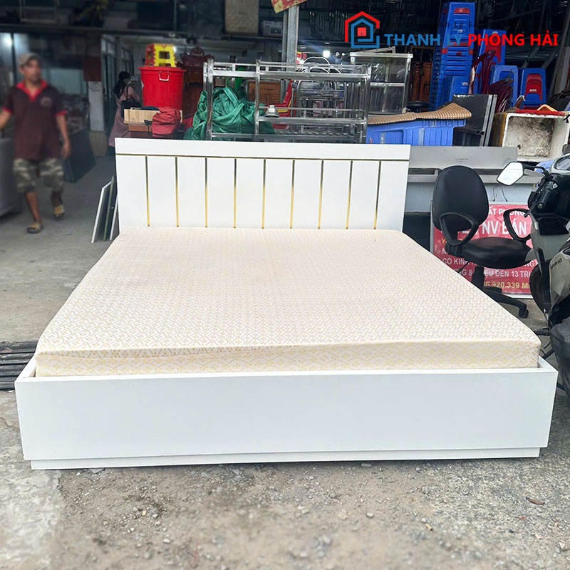 giuong-ngu-1m8-co-hoc-keo-kem-nem-cu-2 Giường Ngủ 1m8 Có Hộc Kéo Kèm Nệm Cũ