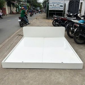 Giường Ngủ Full Trắng 1m8 Cũ