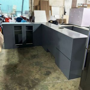 Hệ Tủ Bếp Trên Dưới Góc L Cũ