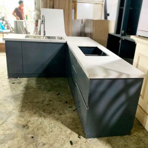 Hệ Tủ Bếp Trên Dưới Góc L Cũ