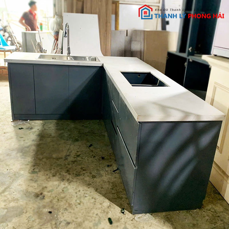 he-tu-bep-tren-duoi-goc-l-cu-4 Hệ Tủ Bếp Trên Dưới Góc L Cũ