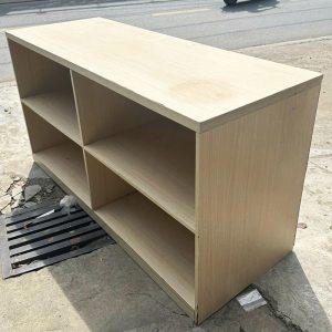 Kệ Trưng Bày 4 Ngăn Gỗ MDF 1m3 Cũ