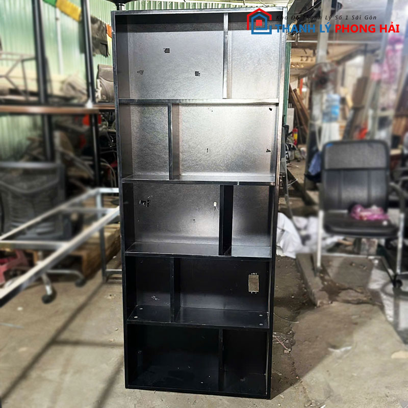 ke-trung-bay-70cm-nhieu-ngan-1 Kệ Trưng Bày 70cm Nhiều Ngăn Màu Đen Cũ