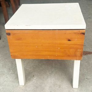 Tab Đầu Giường Kèm Hộc Gỗ Cũ