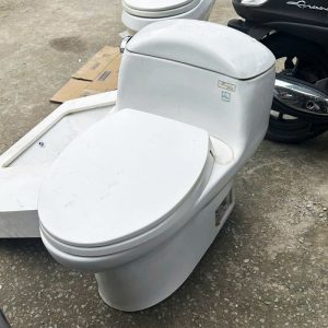 Toilet TOTO 1 Khối Xả Bên Cũ