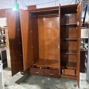 Tủ Quần Áo 1m8 Gỗ MDF 4 Cánh Cũ