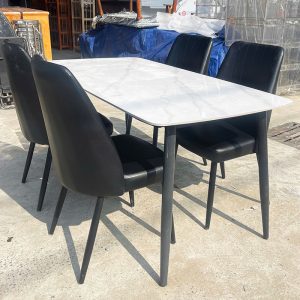 Bàn Ăn Mặt Đá 1m6 Kèm 4 Ghế Da Cũ