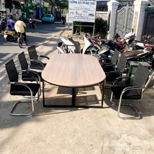 Bàn Họp Chân Sắt Mặt Gỗ Oval 2m4 Cũ