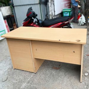 Bàn Làm Việc Có Hộc 1m4 Kèm Tủ Hồ Sơ Cũ