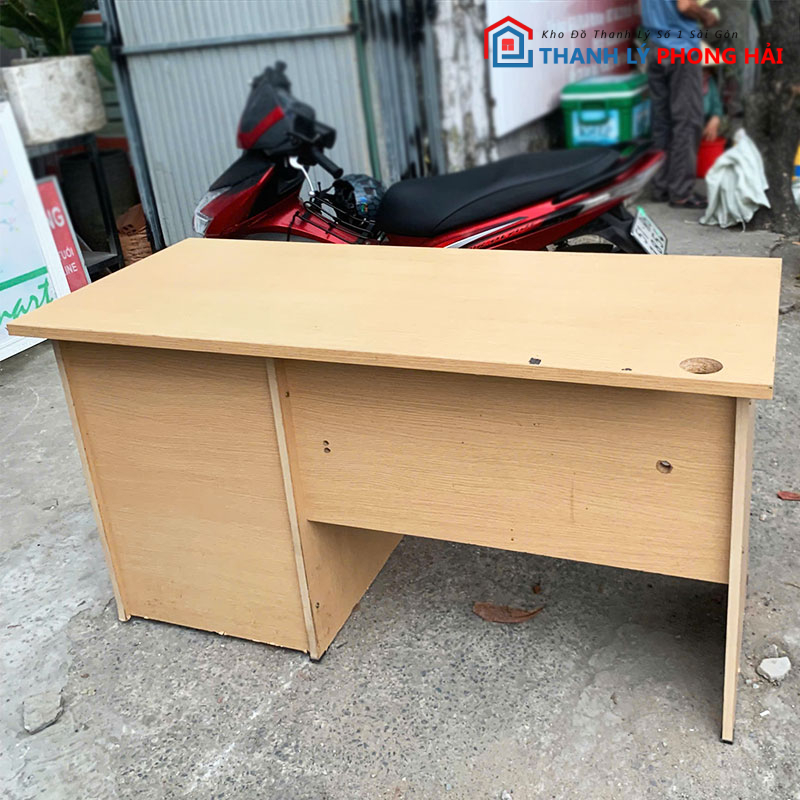 ban-lam-viec-co-hoc-1m4-kem-tu-3 Bàn Làm Việc Có Hộc 1m4 Kèm Tủ Hồ Sơ Cũ