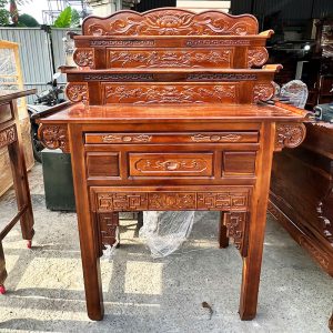 Bàn Thờ Gỗ Tràm 3 Tầng 1m27 Đẹp Tinh Xảo Mới 99%