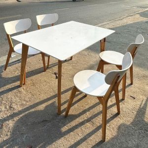 Bộ Bàn Ăn Gỗ 1m2 Kèm 4 Ghế Cũ