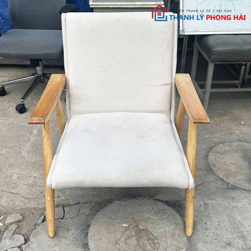ghe-cafe-khung-go-cu-boc-nem-2 Ghế Cafe Khung Gỗ Cũ Bọc Nệm