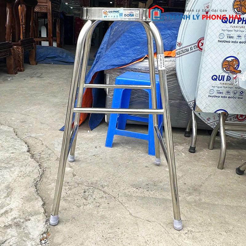 ghe-dot-nhang-inox-ben-bi-moi-99-1 Ghế Đốt Nhang Inox Bền Bỉ Mới 99% (Nhiều Size)