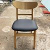 Ghế Mango Đệm Đen Khung Gỗ Cũ