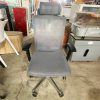 Ghế Xoay Tay Chữ T Màu Xám Cũ
