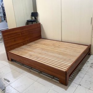 Giường Ngủ Gỗ Công Nghiệp 1m6 Cũ Đầu Giường Cao