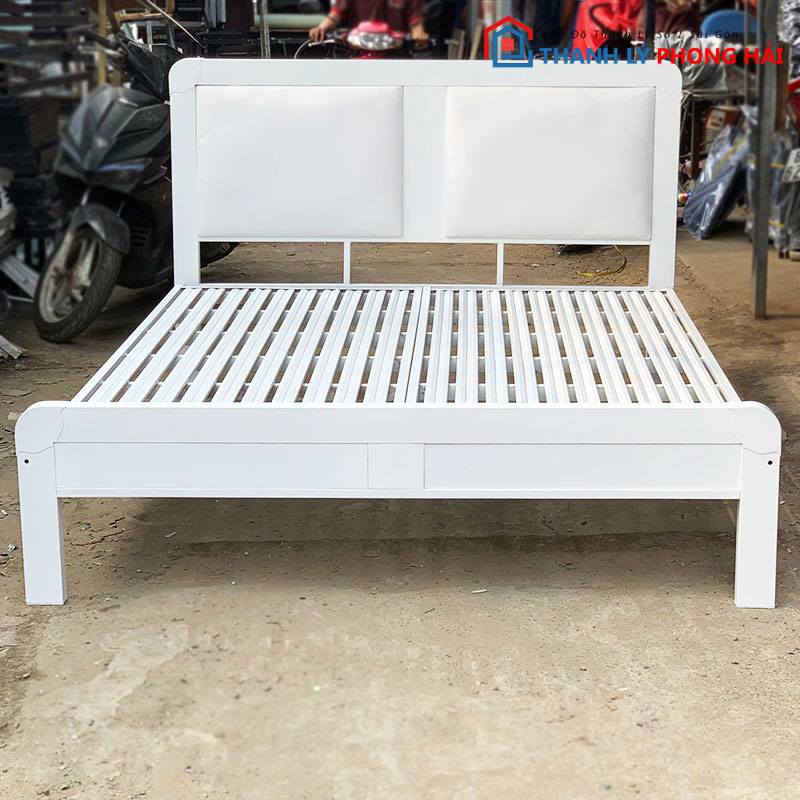 giuong-sat-son-trang-1m6-hien-dai-moi-99-1 Giường Sắt Sơn Trắng 1m6 Hiện Đại Mới 99%