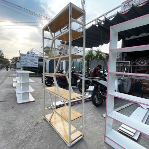 Kệ Trưng Bày Trang Trí 1m Khung Sắt Mặt Gỗ Cũ