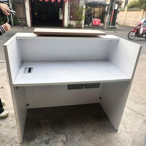 Quầy Lễ Tân 1m2 Phối Nâu Trắng Cũ