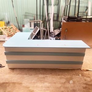Quầy Lễ Tân 2m4 Góc L Trắng Phối Xanh Cũ