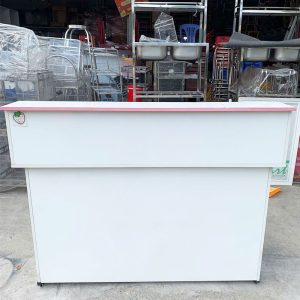 Quầy Lễ Tân Trắng Phối Hồng 1m5 Cũ