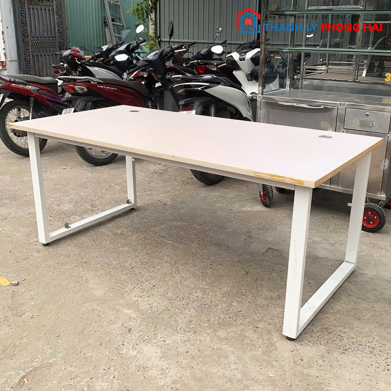 ban-chan-sat-chu-u-son-trang-1m8-cu-2 Bàn Chân Sắt Chữ U Sơn Trắng 1m8 Cũ