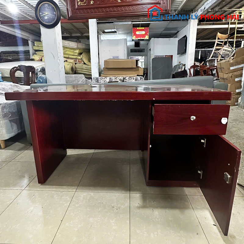 ban-giam-doc-1m4-go-co-tu-ho-so-cu-2 Bàn Giám Đốc 1m4 Gỗ Có Tủ Hồ Sơ Cũ