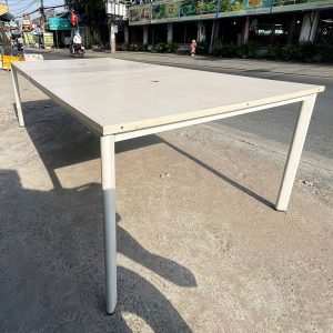 Bàn Họp Mặt Gỗ 2m4 Chân Sắt Cũ