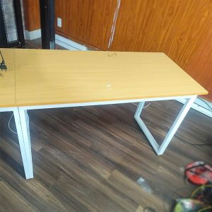 Bàn Làm Việc 1m2 Chân Chữ U Cũ (Nhiều Màu)