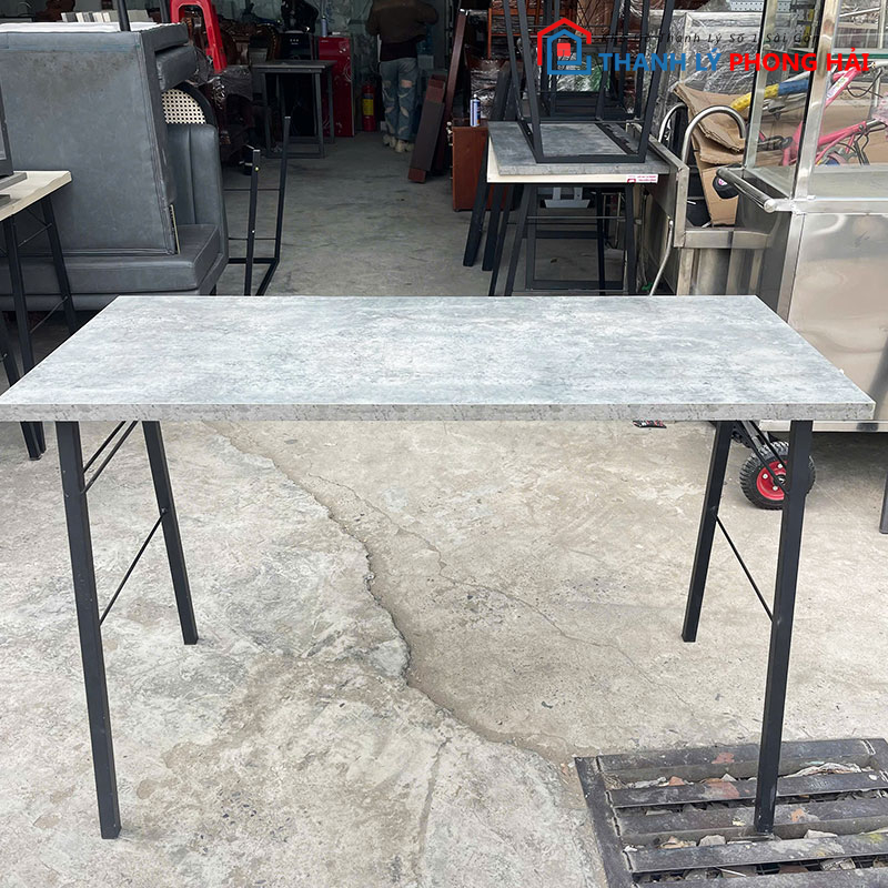 ban-lam-viec-chan-hinh-thang-1m2-nhieu-mau-2 Bàn Làm Việc Chân Hình Thang 1m2 (Nhiều Mẫu)