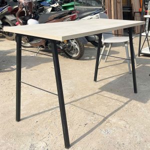 Bàn Làm Việc Chân Hình Thang 1m2 (Nhiều Mẫu)