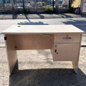 Bàn Làm Việc Gỗ MDF Kèm Tủ Treo Cũ (Nhiều Size)