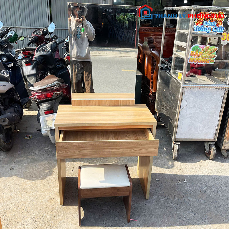 ban-trang-diem-go-mdf-75cm-cu-3 Bàn Trang Điểm Gỗ MDF 75cm Cũ
