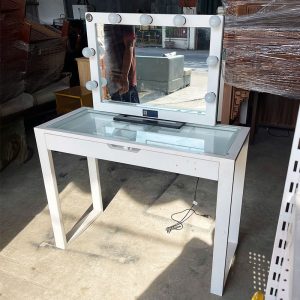 Bàn Trang Điểm Kèm Gương 1m Cũ