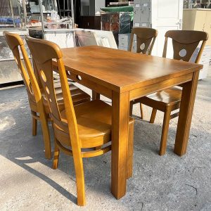Bộ Bàn Ăn Gỗ Tự Nhiên 1m5 Cũ