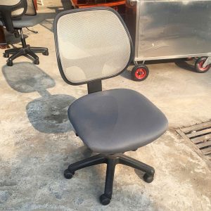 Ghế Văn Phòng Xoay Lưng Lưới Đệm Da Cũ (Nhiều Màu)