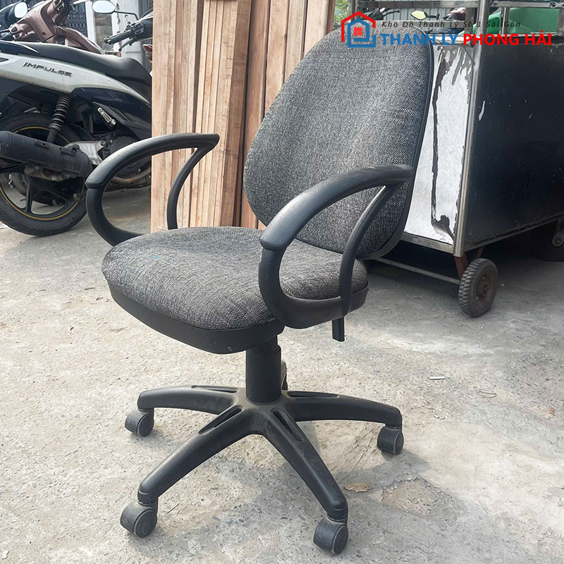 ghe-xoay-van-phong-dem-ni-xam-cu-2 Ghế Xoay Văn Phòng Đệm Nỉ Xám Cũ