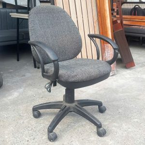 Ghế Xoay Văn Phòng Đệm Nỉ Xám Cũ