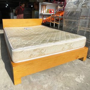 Giường Gỗ 1m6 Khung Dày Kèm Nệm Cũ